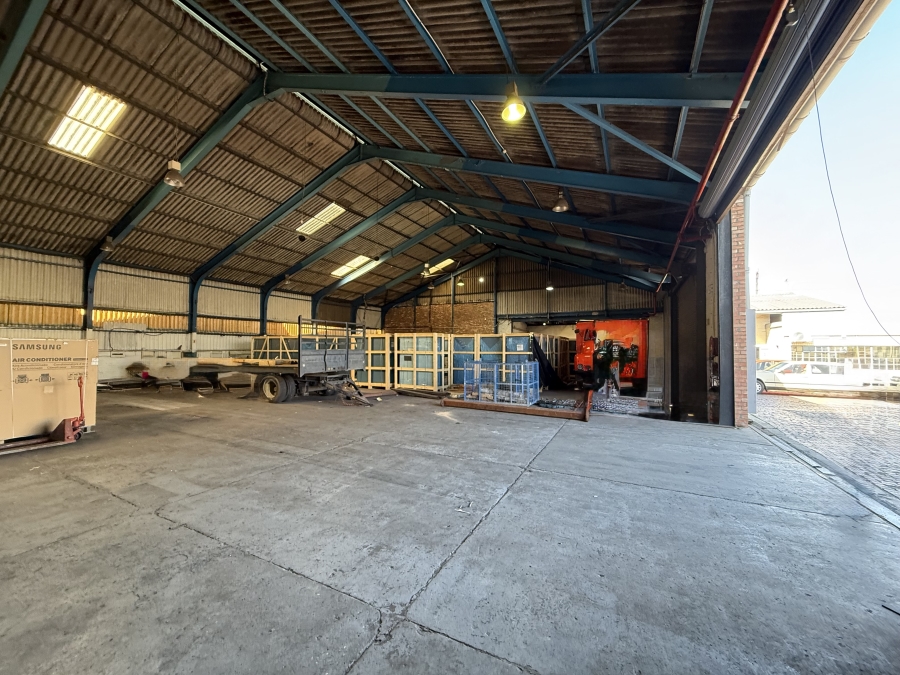 To Let commercial Property for Rent in Triangle Farm Western Cape